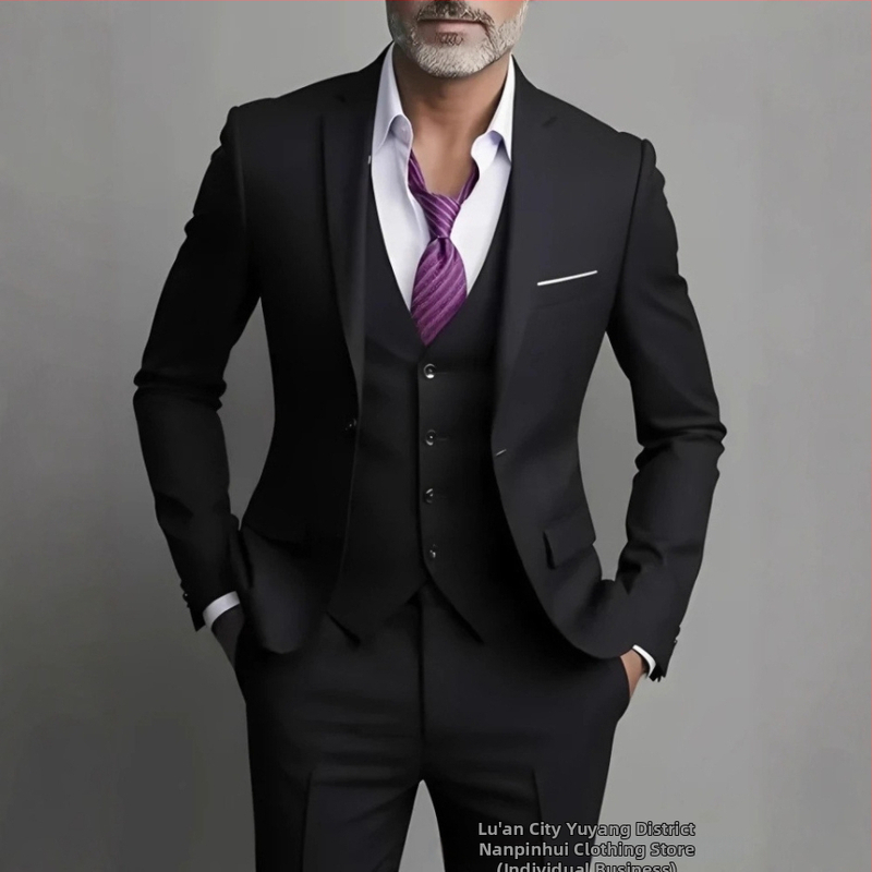 Tryjų dalių Slim-Fit kostiumas, vieno mygtuko, Notch Lapel, poliesterio mišinys, banketui