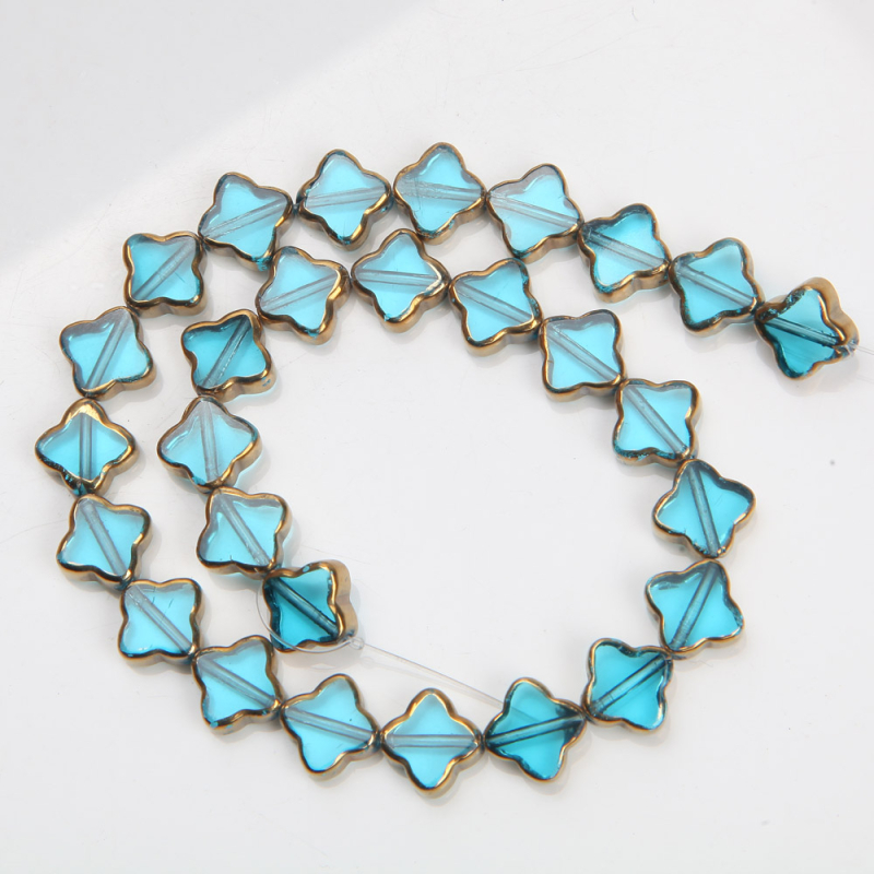 DIY projektekhez üveggyöngyök — Típus: Szabad gyöngyök; Anyag: Üveg/Glazúr; Feldolgozás: Egyéb; Stílus: Friss és édes