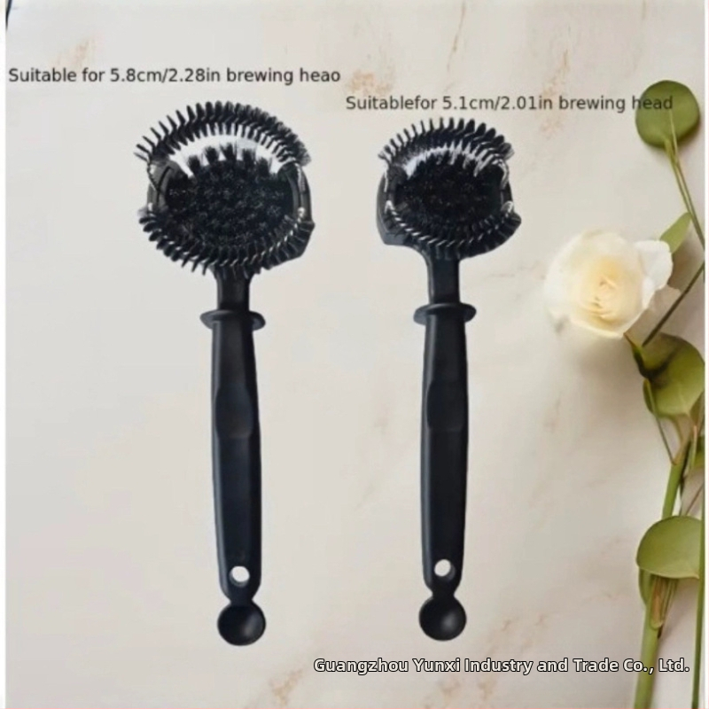 Poloautomatická čistiaca kefka na kávovar s odnímateľnou hlavou a rukoväťou pre espresso stroje