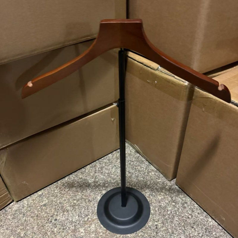 Teleskopický stojan na tričká pre obchod s odevmi — kovový stojan s T-tvarom pre dospelých a deti