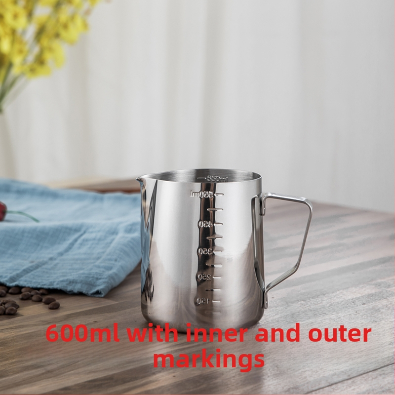 Kanica na latte art so špičatým výtokom, hrubšie telo z 201 nerezovej ocele, s meracou stupnicou