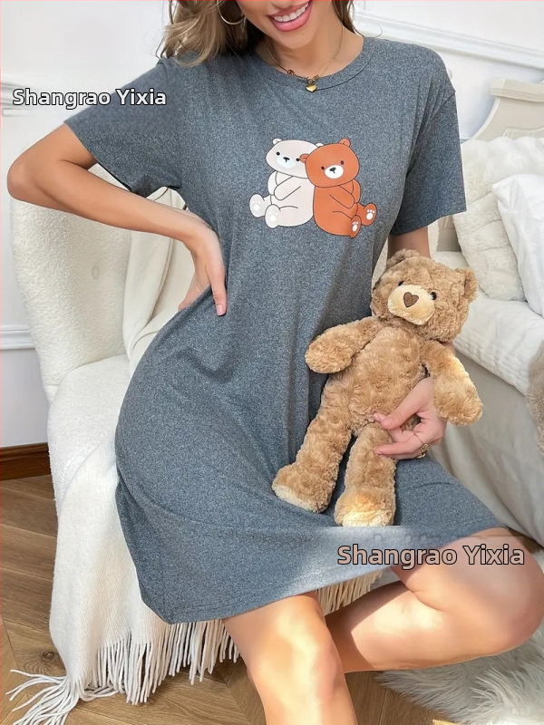 Jednodielne luxusné pyžamové šaty s kruhovým výstrihom, midi dĺžka, 100% polyester.