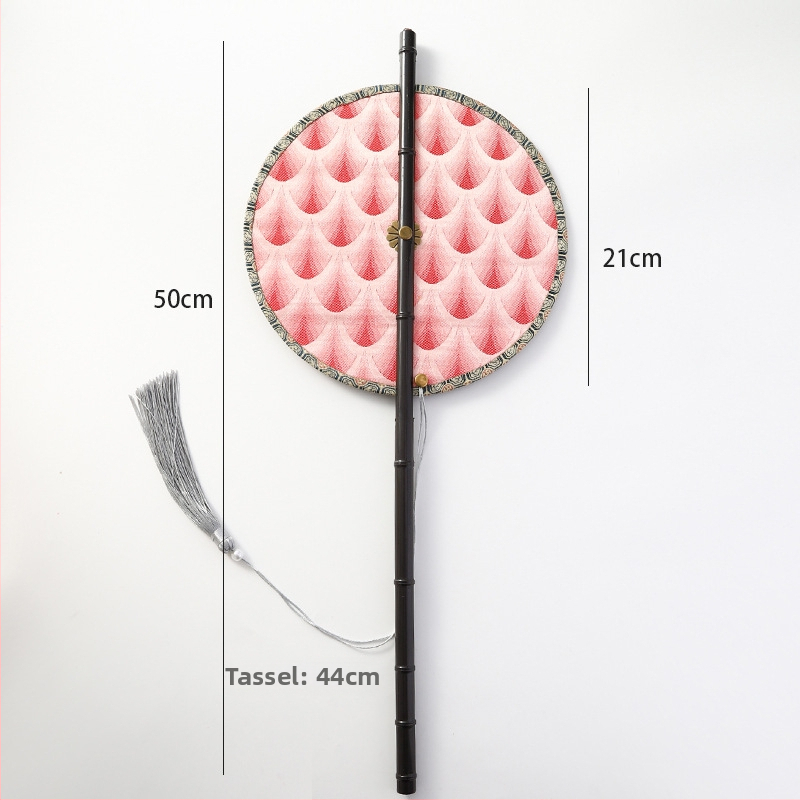 Ķīnas antīkā stila roku vents ar garu rokturi un pušķi, materiāls: audums, zīmols Tane, atsevišķa iepakošana