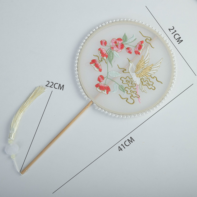 Ķīnas antīkā stila roku vents ar garu rokturi un pušķi, materiāls: audums, zīmols Tane, atsevišķa iepakošana