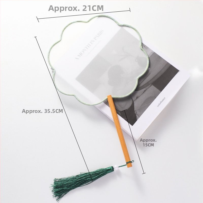 Ķīnas antīkā stila roku vents ar garu rokturi un pušķi, materiāls: audums, zīmols Tane, atsevišķa iepakošana