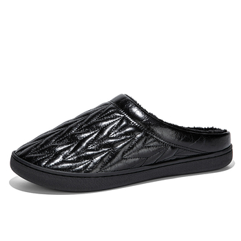 Pánske pohodlné papuče s hornou z mikrovláknovej kože, fleecová podšívka, gumová podrážka, nepremokavé a protišmykové