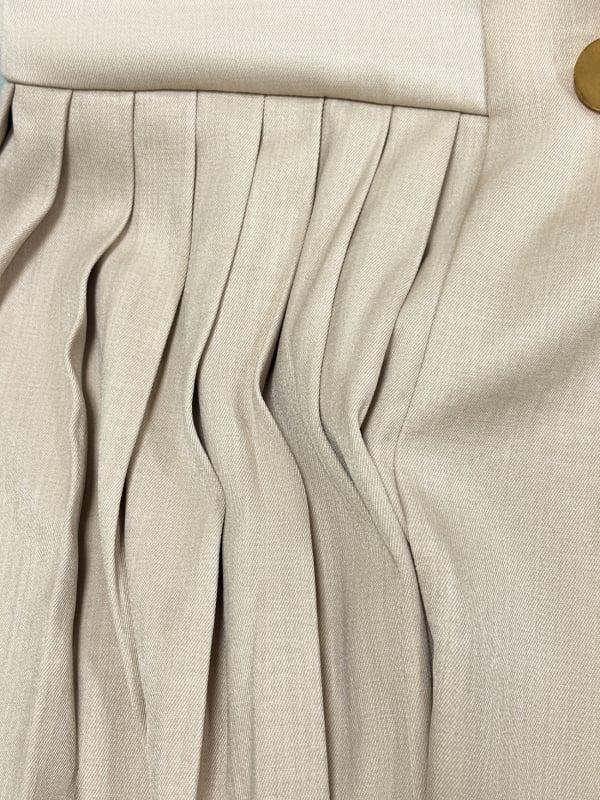 Дамски двойнобортен жакет с плисиран детайл, полиестер, стройна кройка, дълги ръкави, костюмна яка, есен 2025