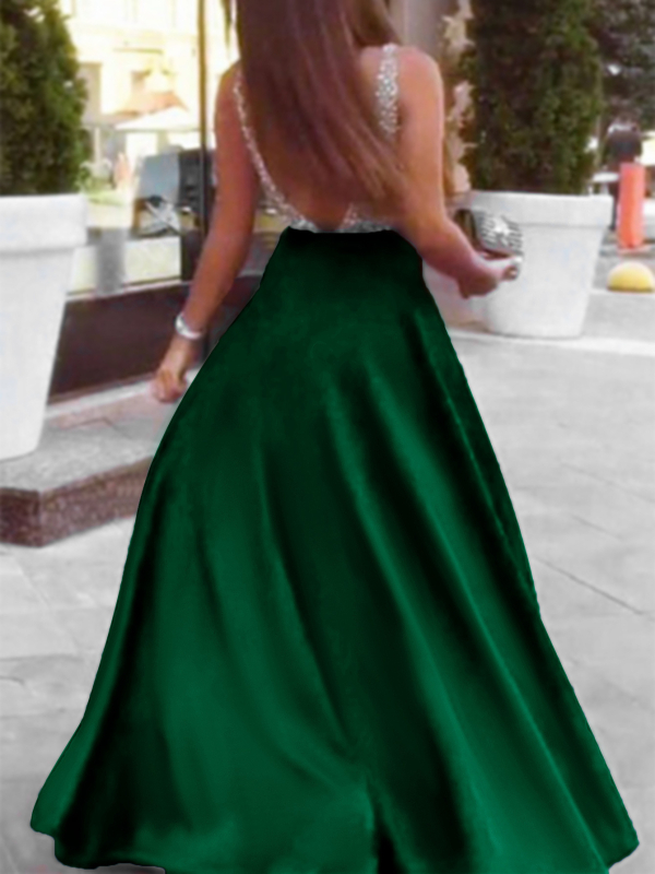 Vakarinė suknelė: gili V kaklo linija, be rankovių, A linija, ilgas sijonas; poliesterio 95%+; vasara 2025