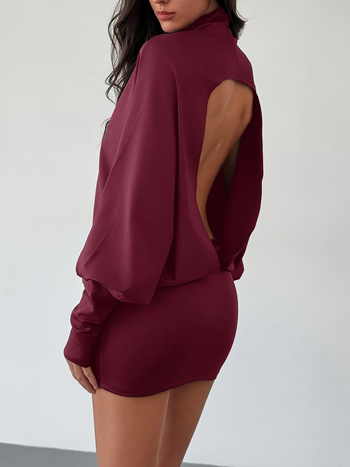 Poliészter rövid ruha magas gallérral, hosszú ujjú, kivágott részletekkel, európai-amerikai stílusban