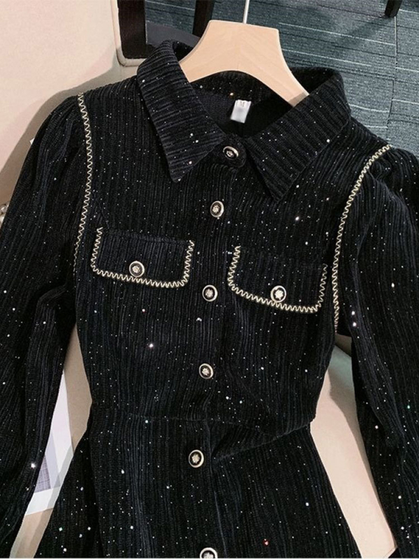 Női A-vonalú ruha poliészterből, hosszú ujjú, középső derékvonal, közepes hosszúságú (polisziesterből; hosszú ujjú; A-vonal; közepes hosszúságú; derék középpont)