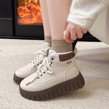 Martin bateliai – priekinis raištis, šilta, guminė padanga, viršus iš sintetinės odos, vidus iš dirbtinio kailio