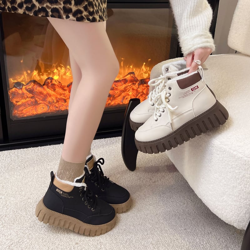 Martin bateliai – priekinis raištis, šilta, guminė padanga, viršus iš sintetinės odos, vidus iš dirbtinio kailio