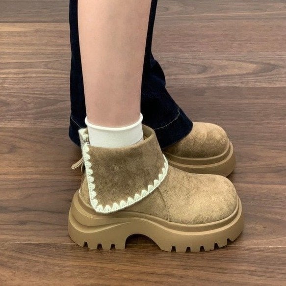 Ботуши Мартин за жени – Forest-inspired ретро стил, велурена горна част, каучукова подметка, средна дължина глезена, chunky heel 3–5 см, цип за закопчаване