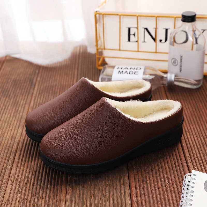 Női pamut papucs műszőrme bélésével, PU felsőrész, PVC talp, alacsony sarok 1–3 cm, kerek orr, slip-on