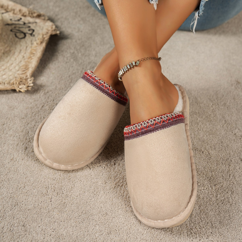 Női casual téli csizma, textil felsőrész, pamut bélés, kendervászon talp, slip-on, készleten