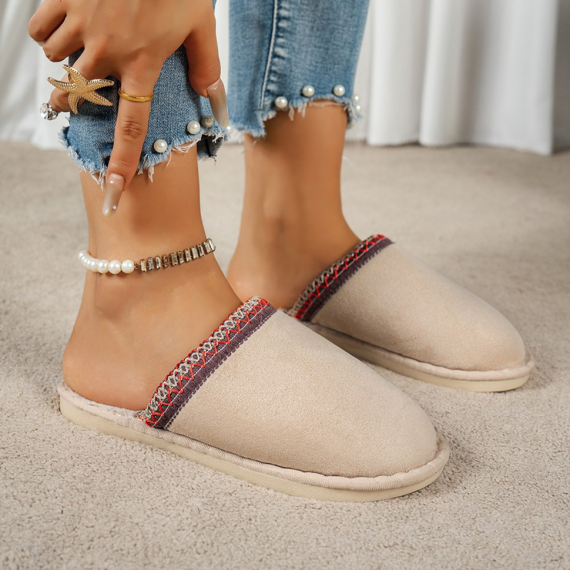 Női casual téli csizma, textil felsőrész, pamut bélés, kendervászon talp, slip-on, készleten