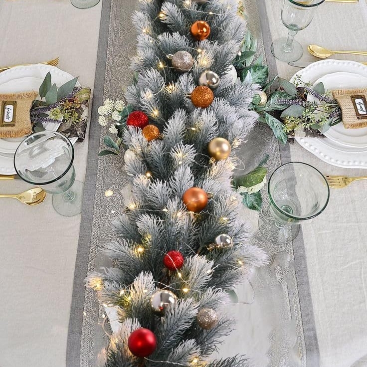 Red Light Pavilion PE vianočný veniec garland na schodisko; Materiál: PE; Spracovanie: poloručné, polomechanické; Darček na deň; Vhodné pre Vianoce, Halloween a Veľkú noc.