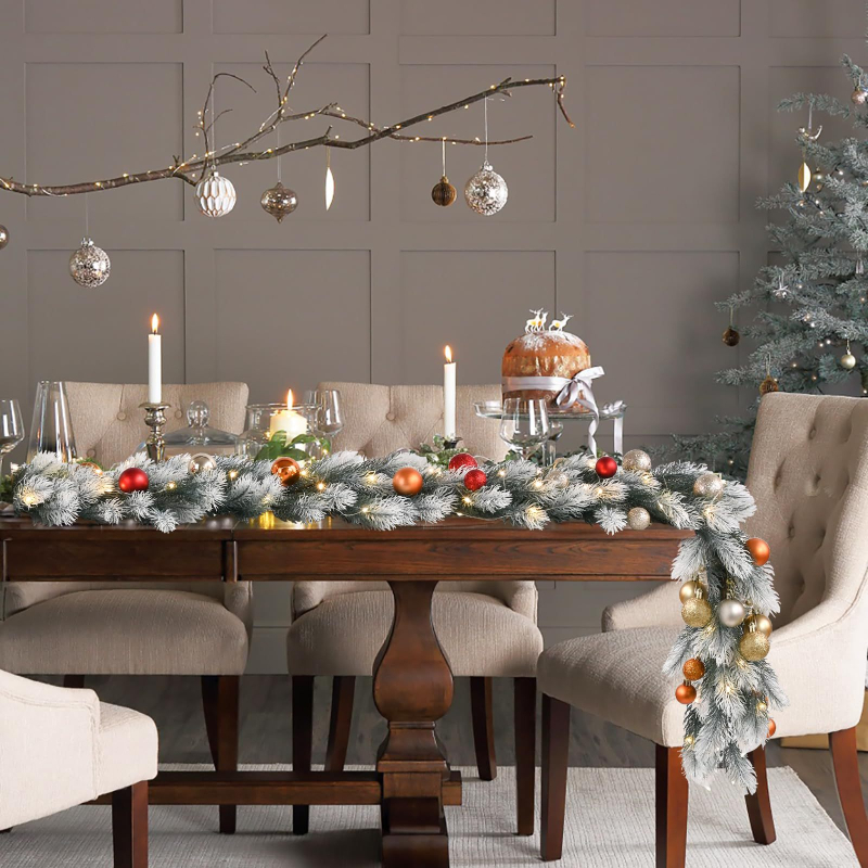 Red Light Pavilion PE vianočný veniec garland na schodisko; Materiál: PE; Spracovanie: poloručné, polomechanické; Darček na deň; Vhodné pre Vianoce, Halloween a Veľkú noc.