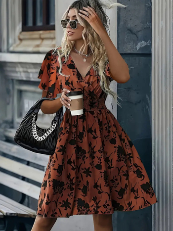 Poliészter ruha V-nyakkal, rövid ujjú, középméretű hosszúságú, elegáns városi stílus