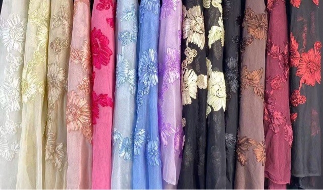 Дантелена флорална тъкан за рокли – полиестерно влакно, бродирана дантела, подходяща за дамски облекла, сватбена рокля, DIY декор