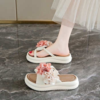 Paplūdimio sandalai – PU viršus, PU vidinis pamušalas, gumos padas, apvalus pirštas, sagte