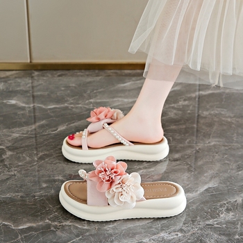 Paplūdimio sandalai – PU viršus, PU vidinis pamušalas, gumos padas, apvalus pirštas, sagte