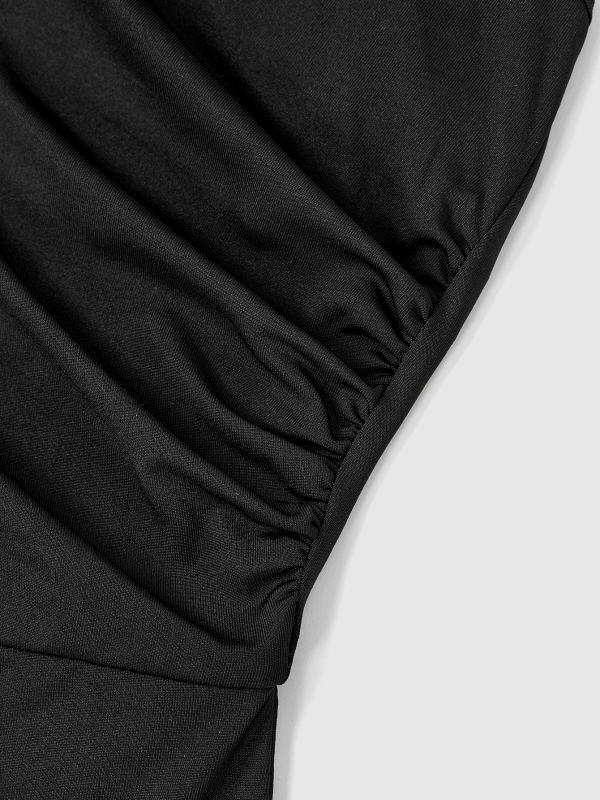 Haljina od Milk Silk s otvorenim ramenima, visokim strukom, bez rukava, suknja s ribljim repom