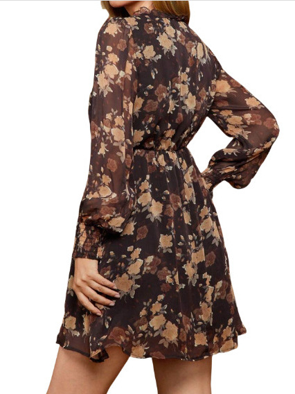 A-vonalú virágos hosszú ujjú ruha poliészterből, rövid ruhahossz, magas derekú