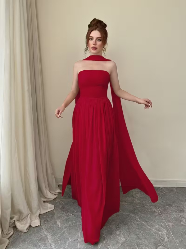 Két darabos ruhaszett: váll nélküli, ujjatlan, hosszú, A-vonalú ruha, magas derékkal, poliészter