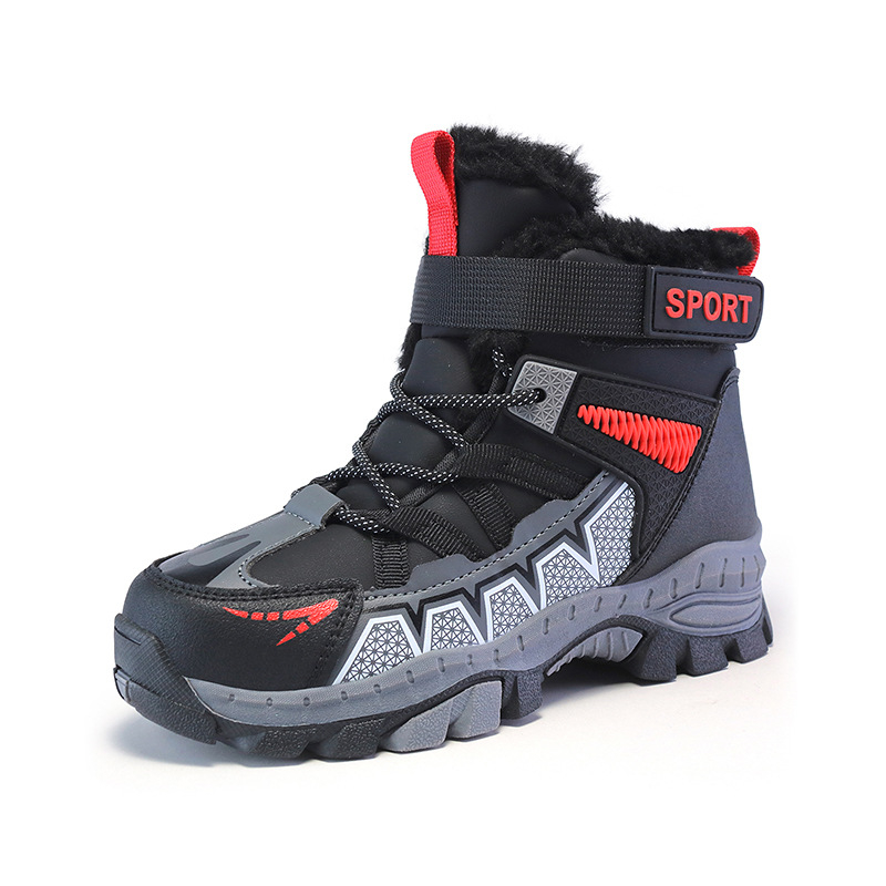 Fiúknak készült téli bokacipő, mikroszálas bőrfelső, pamuttal bélelt belső, csúszásmentes talp, sportos stílus