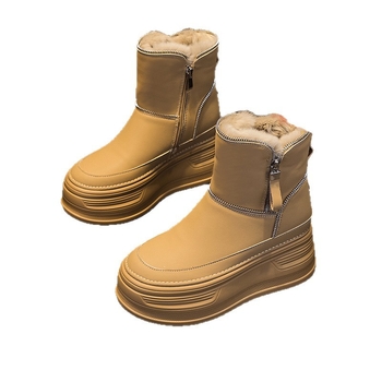Női téli divatcsizmák belső magasságnövelővel és műszőrme bélésével, rövid szárú, kerek orrú, Ultra-Fiber felső rész bőr, PU talp