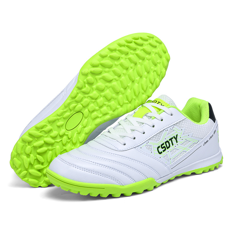 Unisex futbalová obuv s predným šnurovaním, odolná voči opotrebeniu, vrchný materiál z syntetickej kože, vnútro sieťovina, podrážka z gumy