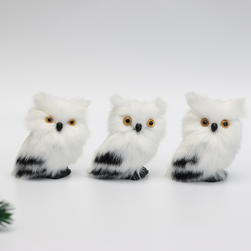 Bagoly karácsonyi dísz, műanyag és textil anyagból, pásztor stílusú, karácsonyi dekoráció