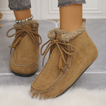 Дамски снегоботи с връзки, набук горна част, гумирана подметка, подплата от изкуствен пух, къс маншет