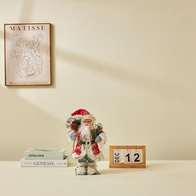 Karácsonyi díszek/babák: Mikulás és rénszarvas pulóveres baba, klasszikus stílus, műanyag és textil, Xinte'an márka