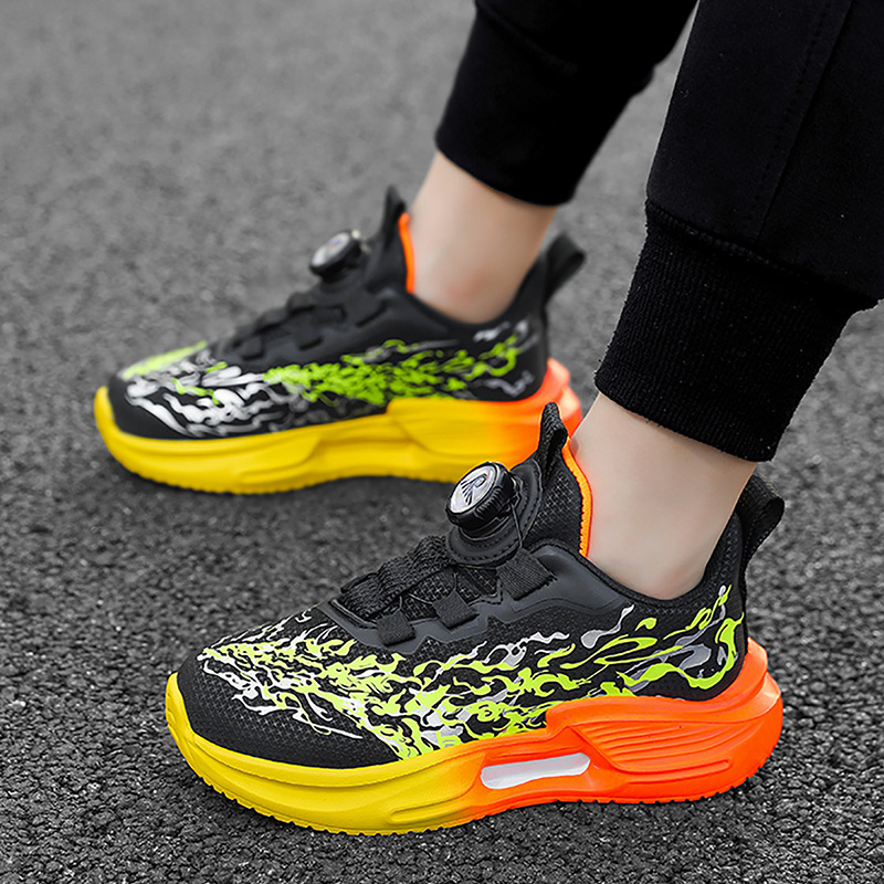 Fiúknak szóló futócipők – légáteresztő PU+háló felsőrész, MD talp, csíkos minta, forgó csattal záródó