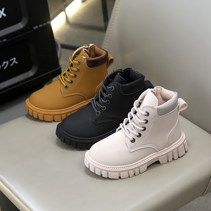 Uniszex Martin csizmák gyerekeknek, felsőrész: szintetikus bőr, talp: gumitalp, oldalsó cipzár, szár magassága: középmagas, PU talpbetét