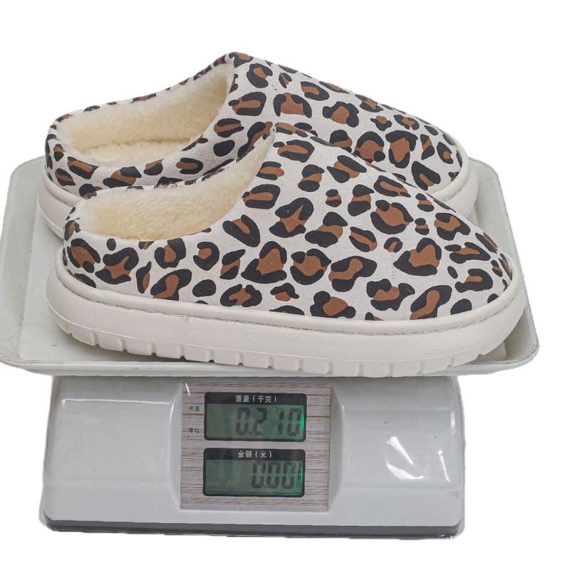 Spausdintos pūkuotos šlepetės su medvilnine įdėklu, guma putų padas, apvalus pirštas — laisvalaikio namų šlepetės žiemai