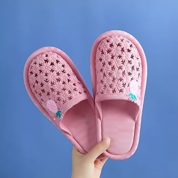 Dámske PVC sandále – leto, vnútorné/vonkajšie nosenie, protišmyk, bez zápachu, PVC horný materiál a podrážka