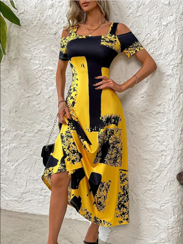 Printirana večernja haljina od Brushed Milk Silk, s jednim ramenom, kvadratnim izrezom, kratki rukavi