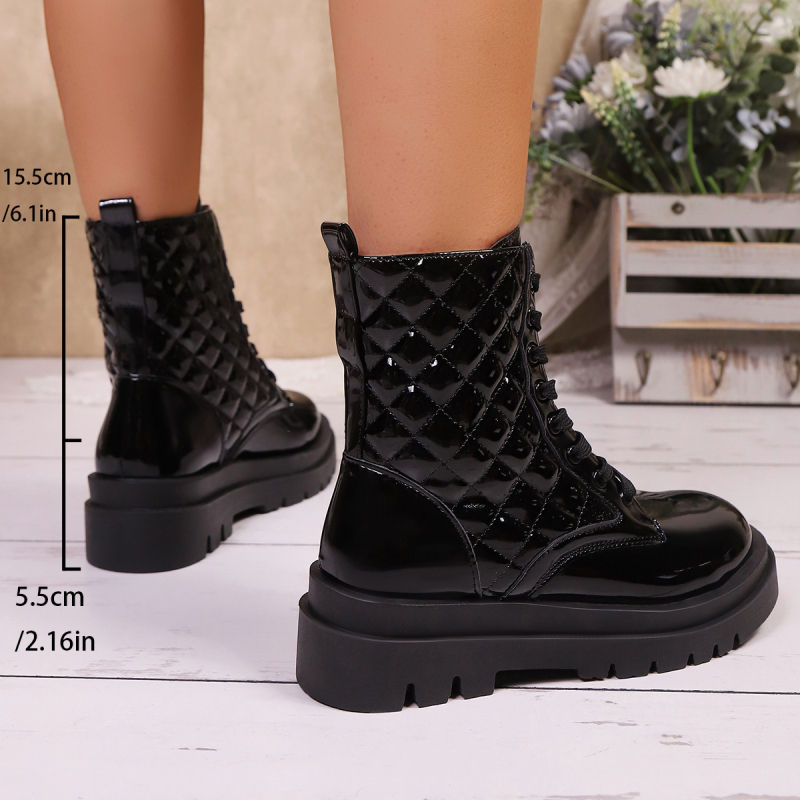 Női Martin csizma műbőrt PU felsőrésszel, gumitalppal, kerek orrú, elöl fűzőzár, középmagas sarok 3–5 cm