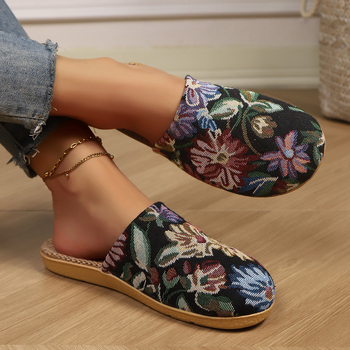 Női slip-on cipő, kerek orrú, virágos mintázat, textil felsőrész, EVA talp