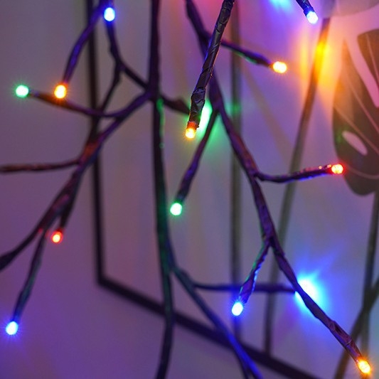 LED reťazec s klonmi do spálne - visiace svetlá, PVC plášť, 220V, IP44 (Štýl: Vetvy)