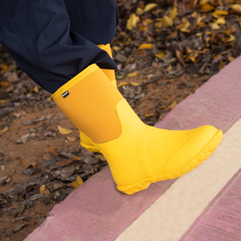 Detské gumové čižmy do dažďa, guma, vysoký tubus, stredný podpätok 3–5 cm, vek 6–16 rokov