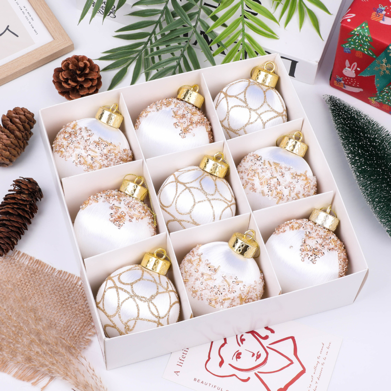 Karácsonyi függő dekorációs gömb — habanyag, Independence márka, modern művészeti stílus, alkalmas karácsonyra