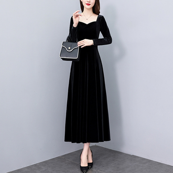 Velúr A-vonalú ruha, négyszögletes gallér, hosszú ujjú, hosszú ruha, poliészter-keverék 30–50%