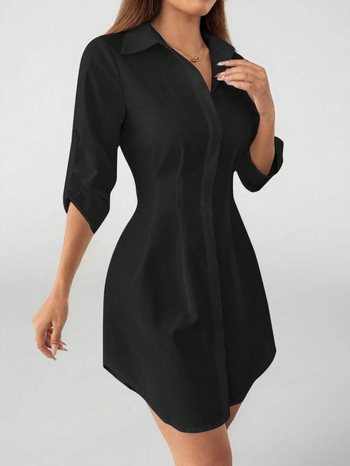 Rochie-camasa cu decolteu în V, mâneci lungi, croială în A, talie medie, material poliester rezistent la cute