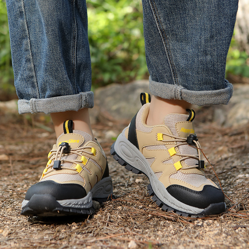 Детски планински обувки за ходене с дишаща мрежеста горна част, гумена подметка и предна връзка, подходящи за зимен, пролетен и есенен сезон.