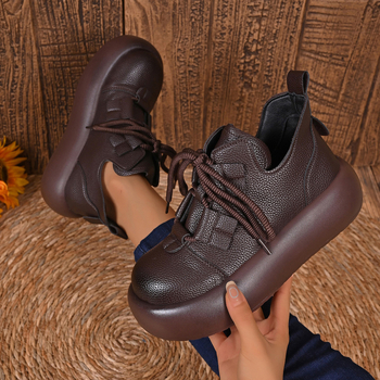 Chelsea pre ženy, stredná výška lýtka, okrúhla špička, PU vrchný materiál, gumová podrážka, nízka päta 1–3 cm