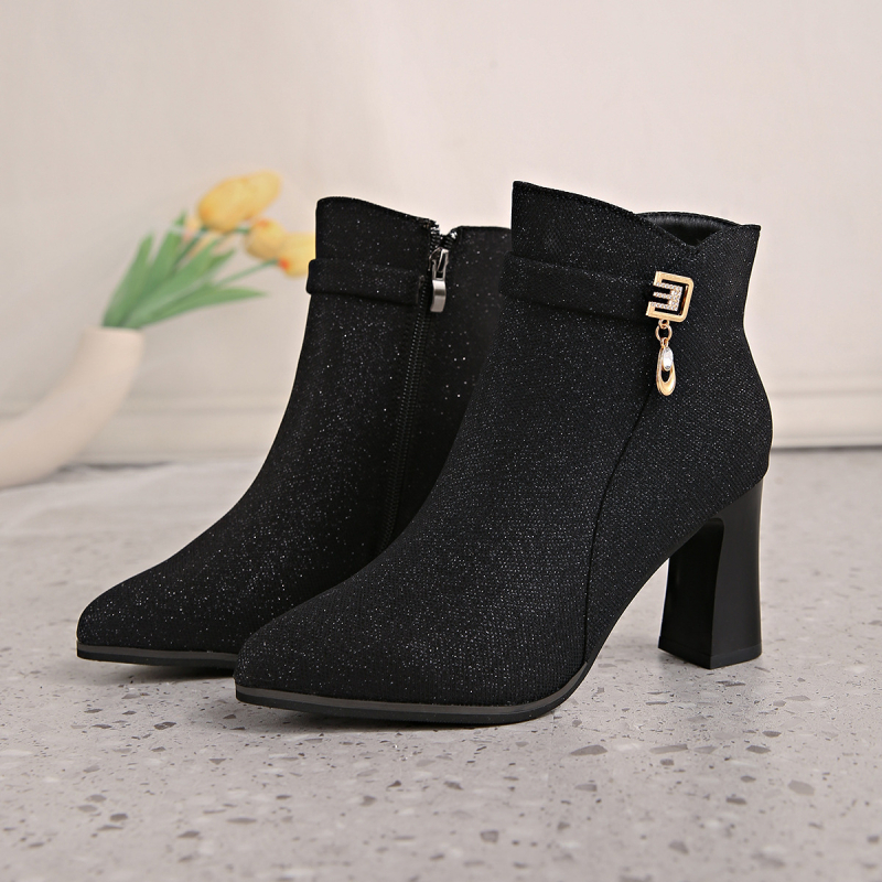 Dámske Martin topánky – ostrý nos, bočné zapínanie na zips, hrubý podpätok 3–5 cm, PU vršok, gumová podrážka, vodotesné